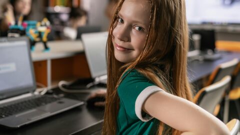 Forma&ccedil;&atilde;o Docente para Uso de Tecnologias de Informa&ccedil;&atilde;o nos Anos Iniciais do Ensino Fundamental